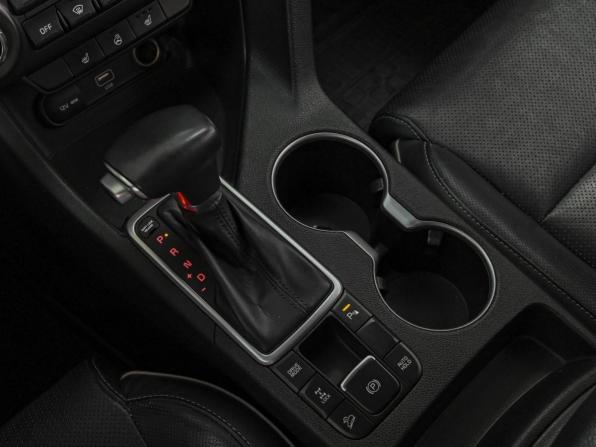 Kia Sportage IV Рестайлинг с пробегом 2018 года, цена 2 439 000 рублей, 98697 км, внедорожник, Автокод Объявления