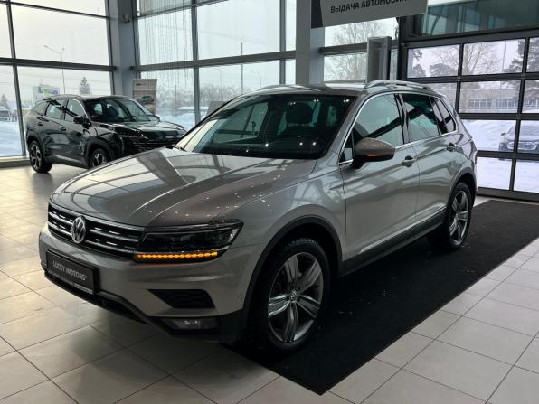 Volkswagen Tiguan II с пробегом 2017 года, цена 2 595 000 рублей, 158921 км, внедорожник, Автокод Объявления