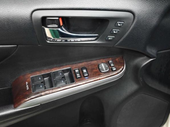 Toyota Camry VII (XV50) Рестайлинг с пробегом 2017 года, цена 2 300 000 рублей, 185602 км, седан, Автокод Объявления