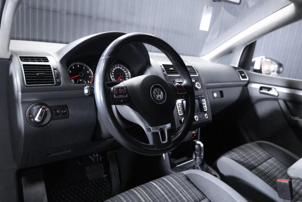 Volkswagen Touran I Рестайлинг 2 Тюмень  - изображение 14
