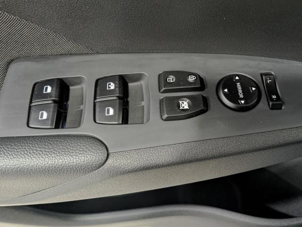 Hyundai Solaris II с пробегом 2020 года, цена 1 740 000 рублей, 16497 км, седан, Автокод Объявления