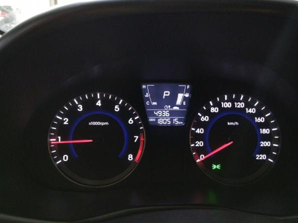 Hyundai Solaris I с пробегом 2013 года, цена 850 000 рублей, 180560 км, седан, Автокод Объявления