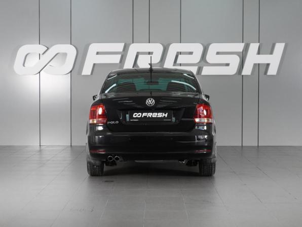 Volkswagen Polo V Рестайлинг с пробегом 2018 года, цена 1 385 000 рублей, 120719 км, седан, Автокод Объявления