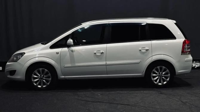 Opel Zafira B Рестайлинг с пробегом 2014 года, цена 820 000 рублей, 178321 км, минивэн, Автокод Объявления