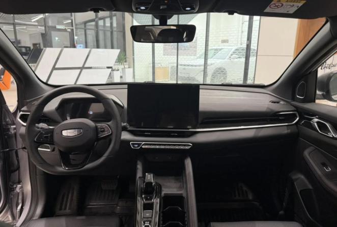 Новый Geely Coolray I Рестайлинг 2 2026 года, цена 2 774 990 рублей, внедорожник, Автокод Объявления