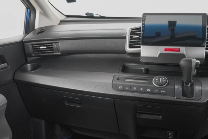 Honda Freed I с пробегом 2010 года, цена 1 149 000 рублей, 108132 км, компактвэн, Автокод Объявления