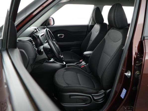 Kia Soul II Рестайлинг с пробегом 2018 года, цена 1 715 055 рублей, 20872 км, хэтчбек, Автокод Объявления