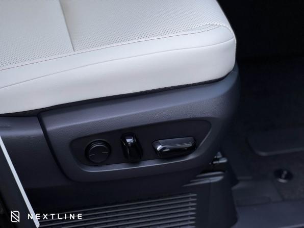 Новый Lexus LM II 2026 года, цена 16 990 000 рублей, минивэн, Автокод Объявления