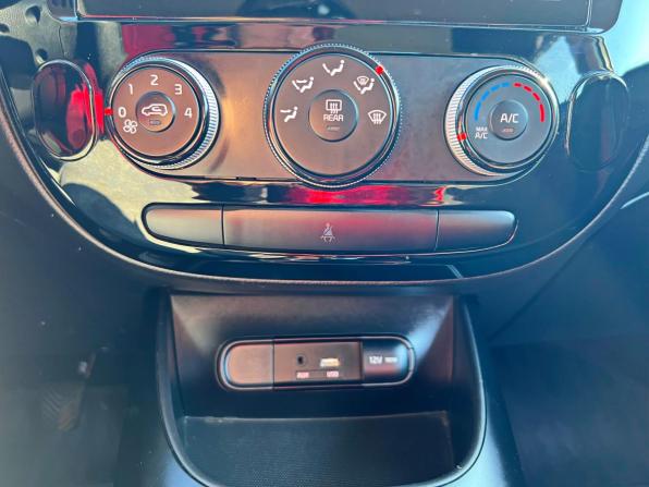 Kia Soul II Рестайлинг с пробегом 2018 года, цена 1 485 200 рублей, 102065 км, хэтчбек, Автокод Объявления