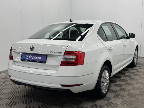 Skoda Octavia III (A7) Рестайлинг с пробегом 2017 года, цена 1 850 000 рублей, 81151 км, лифтбек, Автокод Объявления