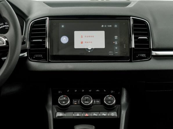 Skoda Karoq I с пробегом 2020 года, цена 2 395 000 рублей, 82996 км, внедорожник, Автокод Объявления