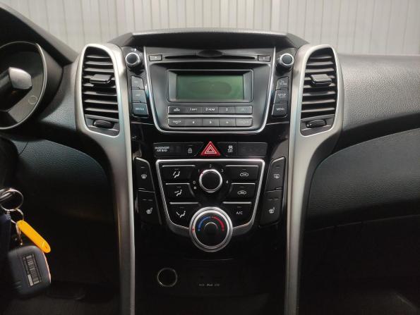 Hyundai i30 II с пробегом 2012 года, цена 934 000 рублей, 198000 км, хэтчбек, Автокод Объявления
