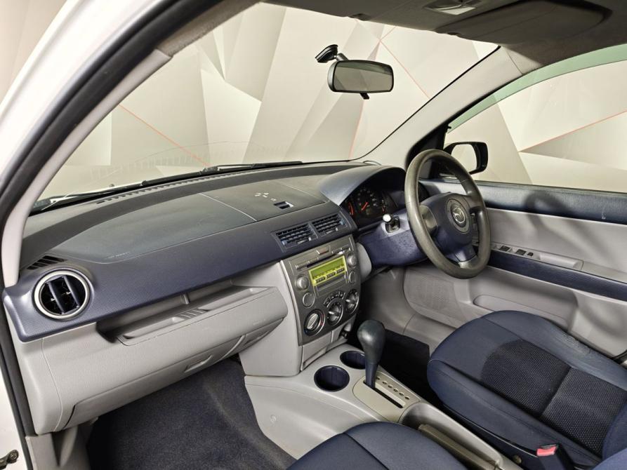 Mazda Demio II (DY) Москва  - изображение 17