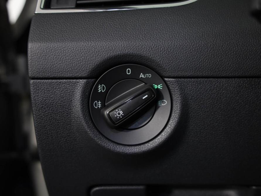 Skoda Octavia III (A7) Рестайлинг Санкт-Петербург  - изображение 14
