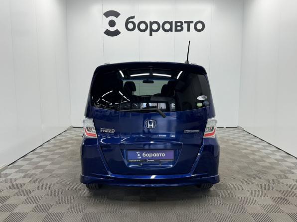 Honda Freed I Рестайлинг с пробегом 2012 года, цена 890 000 рублей, 278407 км, компактвэн, Автокод Объявления