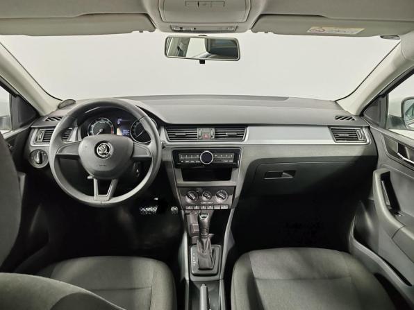 Skoda Rapid I с пробегом 2017 года, цена 1 235 000 рублей, 95459 км, лифтбек, Автокод Объявления