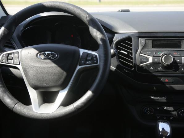 Lada (ВАЗ) Vesta I с пробегом 2021 года, цена 1 028 000 рублей, 44000 км, седан, Автокод Объявления