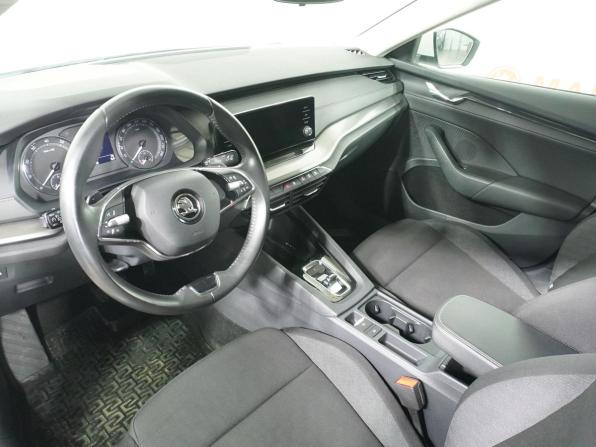 Skoda Octavia IV (A8) с пробегом 2022 года, цена 2 198 000 рублей, 90400 км, лифтбек, Автокод Объявления
