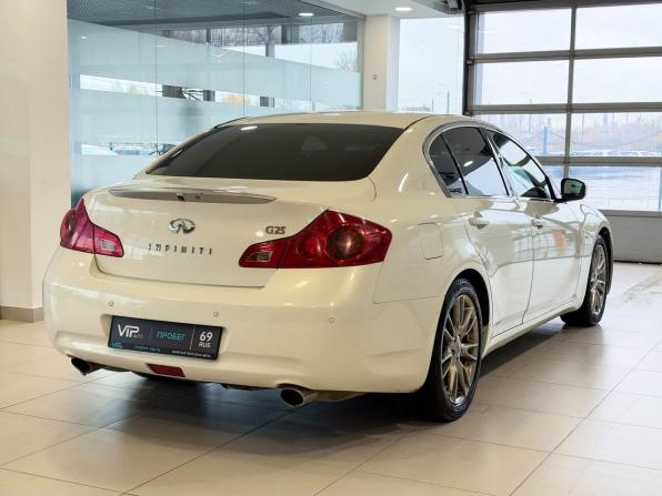 Infiniti Q70 I с пробегом 2012 года, цена 1 317 000 рублей, 193758 км, седан, Автокод Объявления