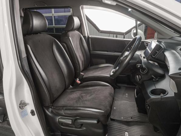 Honda Freed I Рестайлинг 2 с пробегом 2015 года, цена 1 349 000 рублей, 136789 км, компактвэн, Автокод Объявления