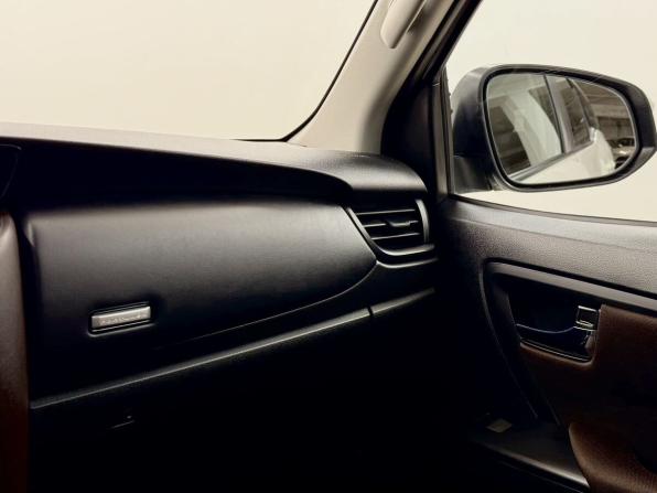 Toyota Fortuner II с пробегом 2020 года, цена 2 985 000 рублей, 215444 км, внедорожник, Автокод Объявления