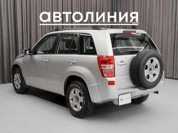 Suzuki Grand Vitara II с пробегом 2005 года, цена 749 000 рублей, 300000 км, внедорожник, Автокод Объявления