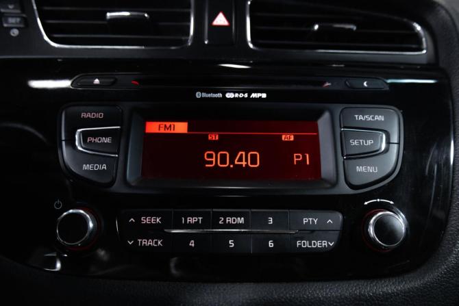 Kia Ceed II с пробегом 2013 года, цена 1 050 000 рублей, 184625 км, хэтчбек, Автокод Объявления