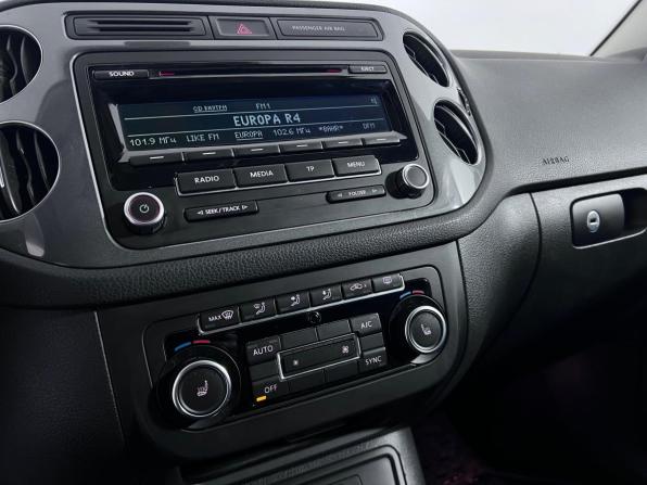 Volkswagen Tiguan I Рестайлинг с пробегом 2015 года, цена 1 641 000 рублей, 138427 км, внедорожник, Автокод Объявления