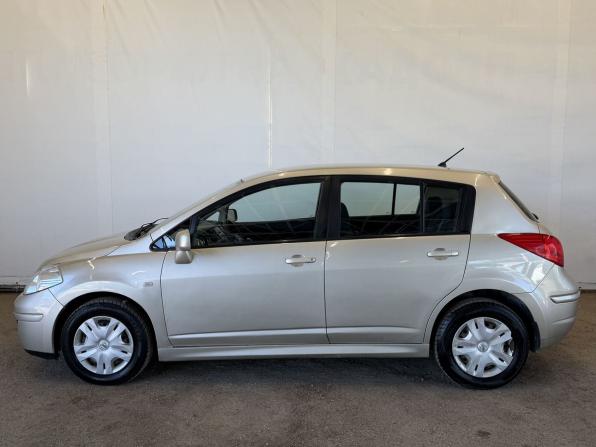 Nissan Tiida I Рестайлинг с пробегом 2011 года, цена 500 000 рублей, 193727 км, хэтчбек, Автокод Объявления