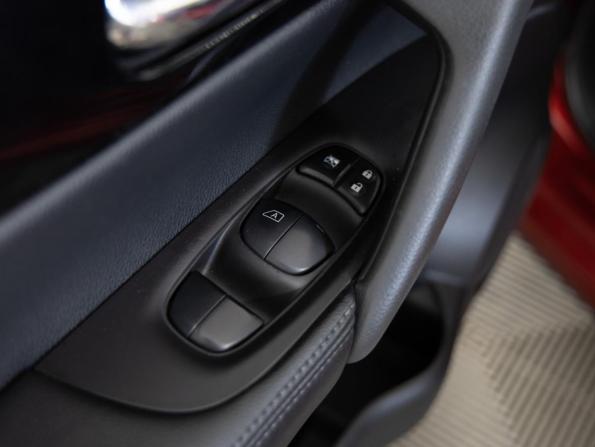 Nissan Qashqai II с пробегом 2016 года, цена 1 675 000 рублей, 181555 км, внедорожник, Автокод Объявления