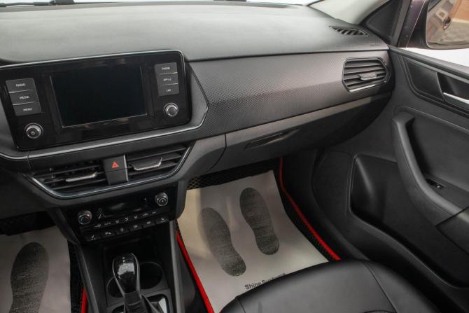 Volkswagen Polo VI с пробегом 2022 года, цена 1 999 000 рублей, 64000 км, лифтбек, Автокод Объявления