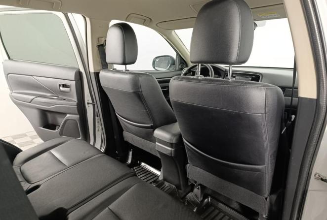 Mitsubishi Outlander III Рестайлинг 2 с пробегом 2016 года, цена 1 820 000 рублей, 142312 км, внедорожник, Автокод Объявления