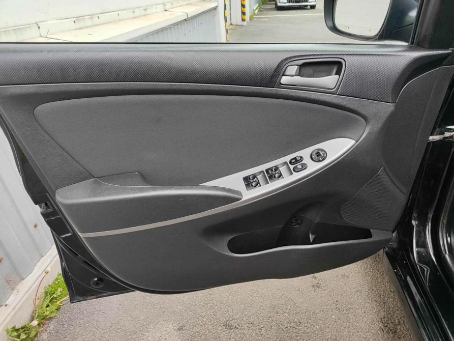 Hyundai Solaris I Рестайлинг Санкт-Петербург  - изображение 11