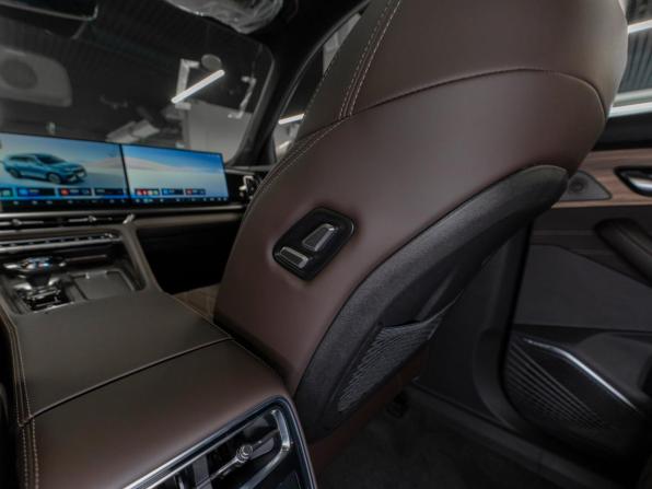 Geely Monjaro I Рестайлинг 2 с пробегом 2026 года, цена 4 170 000 рублей, 26 км, внедорожник, Автокод Объявления