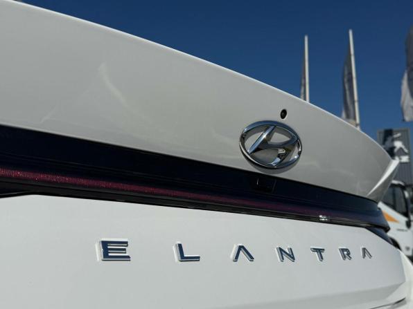 Hyundai Elantra VII (CN7) с пробегом 2021 года, цена 1 780 000 рублей, 66573 км, седан, Автокод Объявления