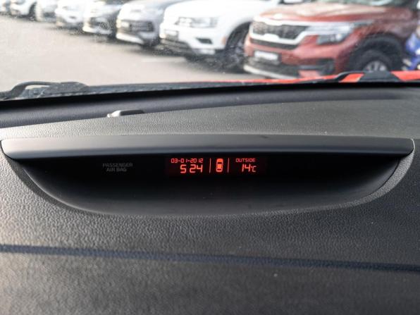 Kia Ceed II с пробегом 2015 года, цена 1 390 000 рублей, 164398 км, хэтчбек, Автокод Объявления