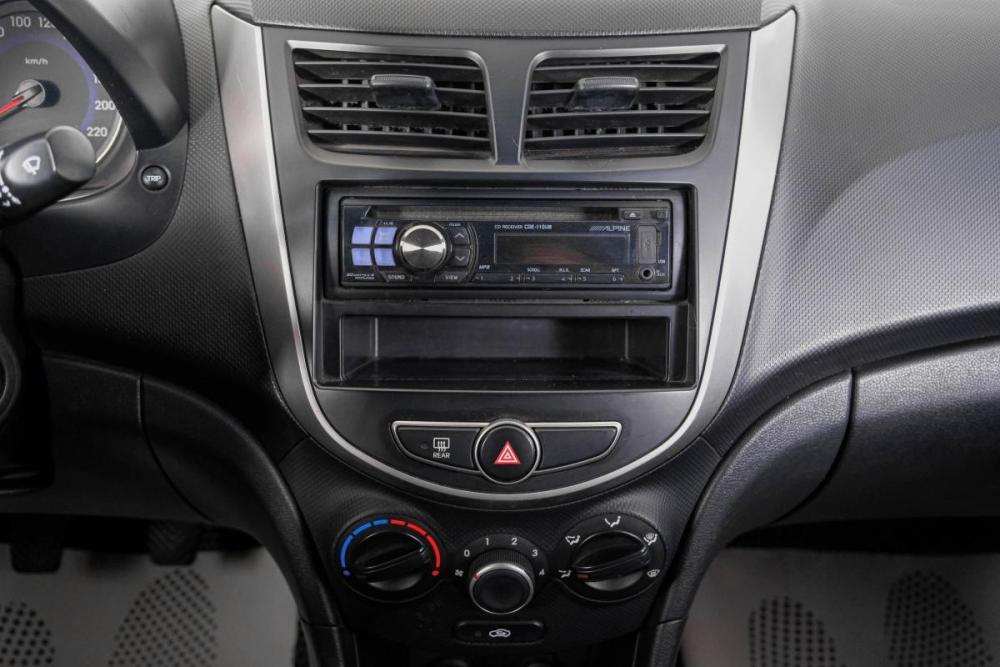 Hyundai Solaris I Рестайлинг Кемерово  - изображение 16