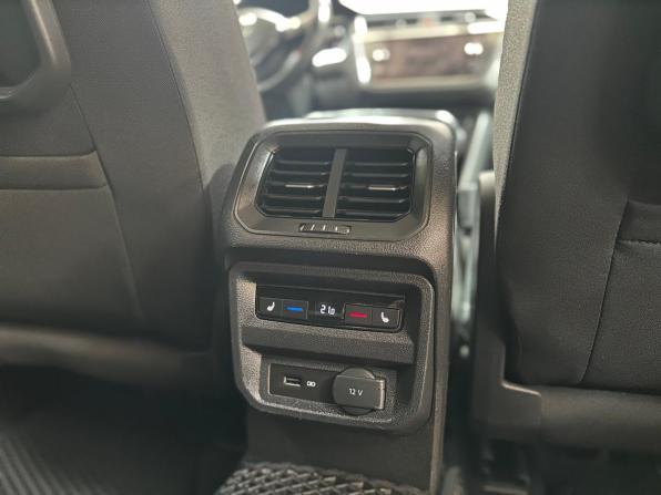 Volkswagen Tiguan II с пробегом 2018 года, цена 2 690 000 рублей, 129949 км, внедорожник, Автокод Объявления