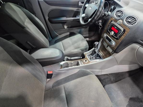 Ford Focus II Рестайлинг с пробегом 2008 года, цена 518 000 рублей, 290000 км, седан, Автокод Объявления