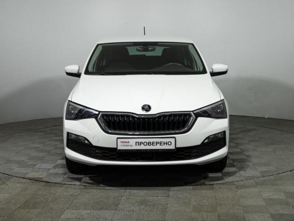 Skoda Rapid II с пробегом 2021 года, цена 1 889 000 рублей, 52602 км, лифтбек, Автокод Объявления