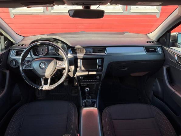 Skoda Rapid I с пробегом 2017 года, цена 879 000 рублей, 185457 км, лифтбек, Автокод Объявления