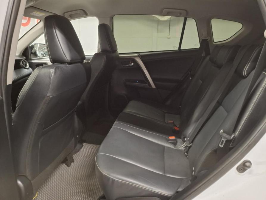 Toyota RAV4 IV (XA40) Рестайлинг Казань  - изображение 15