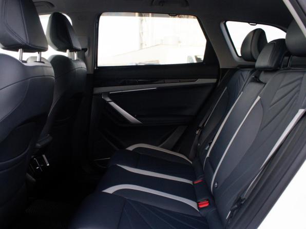 Geely Atlas II с пробегом 2024 года, цена 3 048 000 рублей, 30258 км, внедорожник, Автокод Объявления