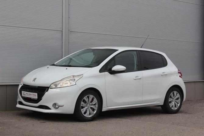 Peugeot 208 I с пробегом 2013 года, цена 665 000 рублей, 134512 км, хэтчбек, Автокод Объявления