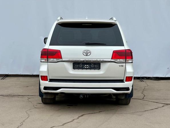 Toyota Land Cruiser 200 Series Рестайлинг 2 с пробегом 2017 года, цена 6 999 999 рублей, 209757 км, внедорожник, Автокод Объявления