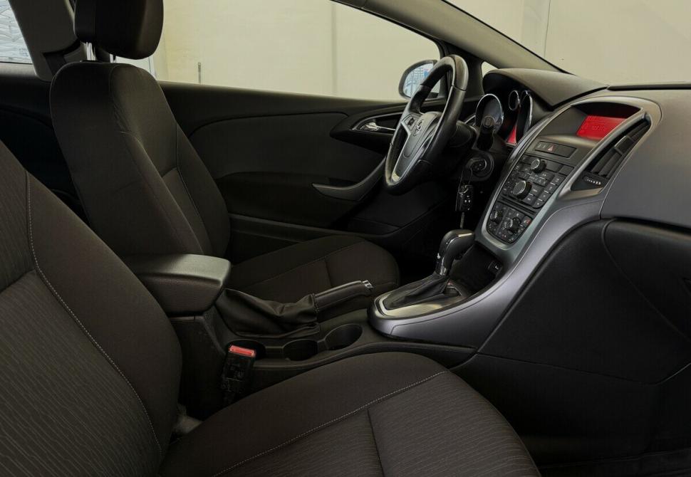 Opel Astra J Рестайлинг Москва  - изображение 11