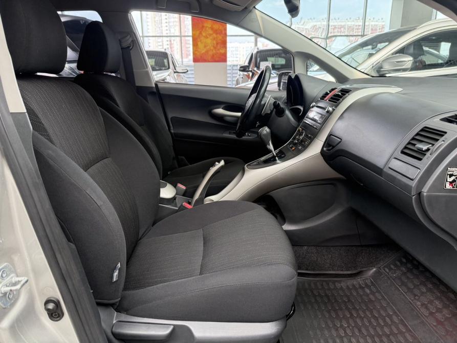 Toyota Auris I Челябинск  - изображение 21