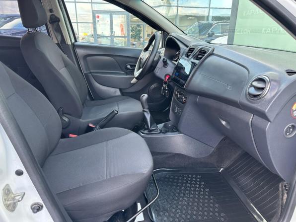 Renault Logan II Рестайлинг с пробегом 2020 года, цена 845 000 рублей, 64251 км, седан, Автокод Объявления
