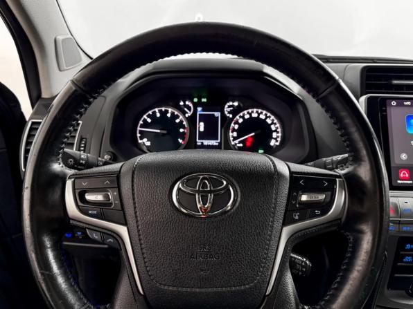 Toyota Land Cruiser Prado 150 Series Рестайлинг 2 с пробегом 2018 года, цена 6 350 000 рублей, 181472 км, внедорожник, Автокод Объявления