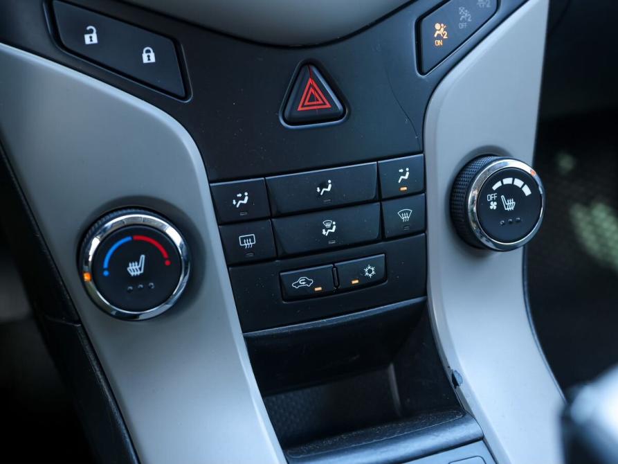 Chevrolet Cruze I Ижевск  - изображение 19